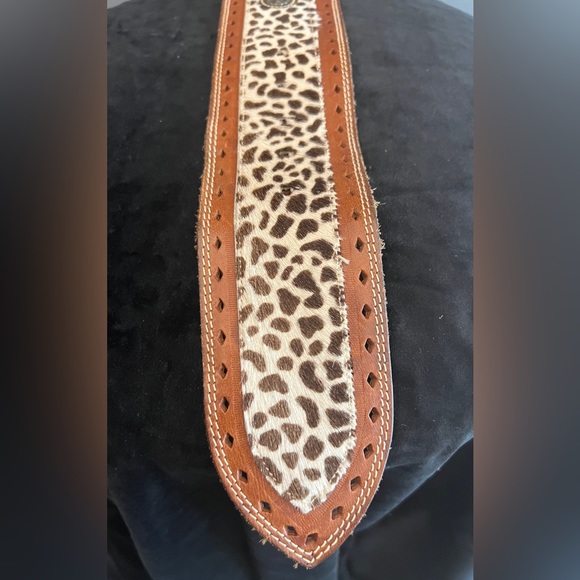 Beautiful Italian Crafted Belt - Picture 7 of 10